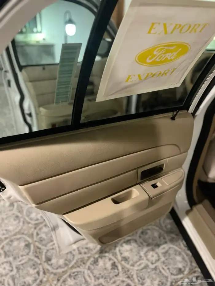 فورد كراون فكتوريا سعودي 2011 12