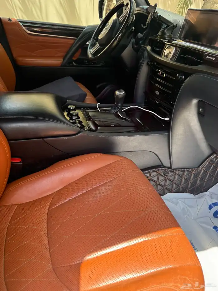 لكزس 2019 ديزل 11