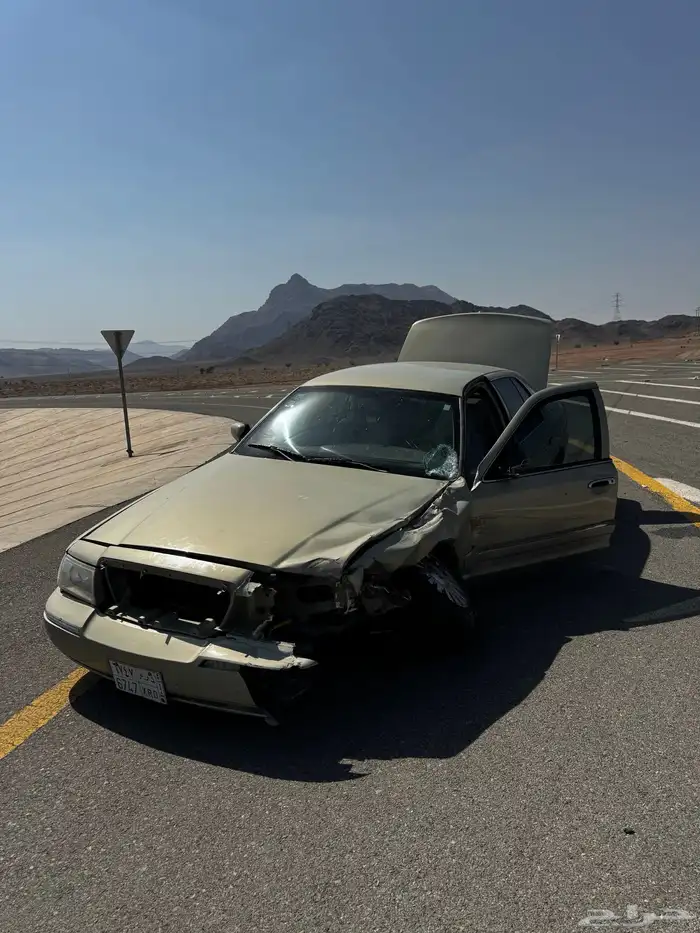فورد ماركيز مديل 2004 للبيع استخدام او تشليح 0
