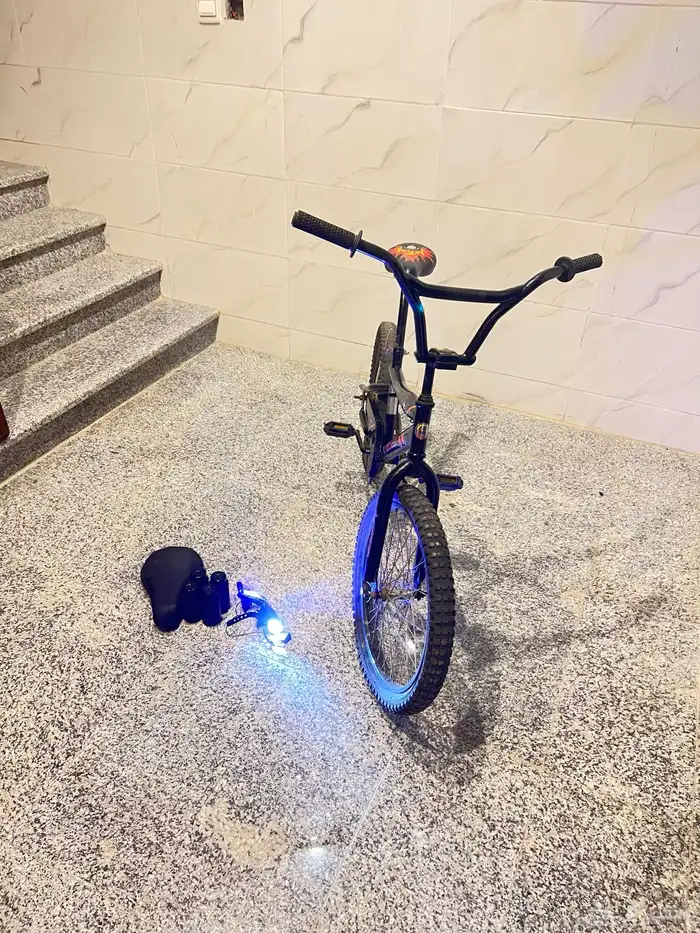 دراجة كوبرا زورو الأصلية مقاس عشرين اللون اسود 1