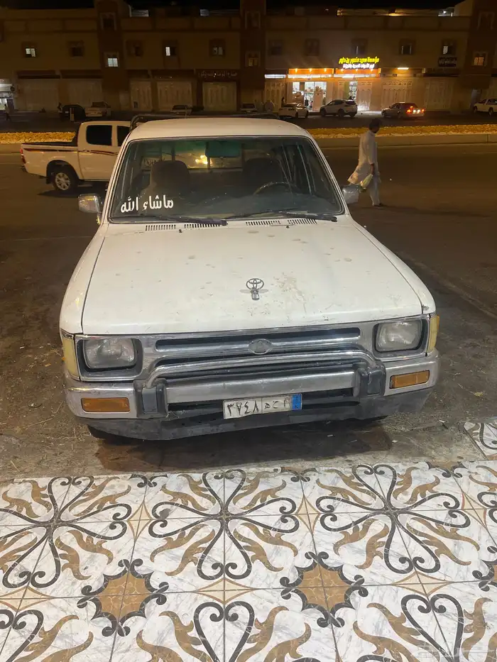 هايلكس للبيع 1