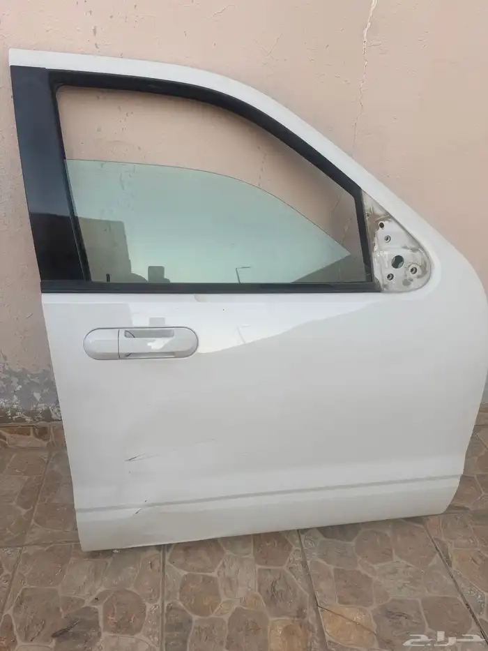 تشليح بيبان فقط اكسبلور مديل 2010 لايوجد شي غير بيبان 0