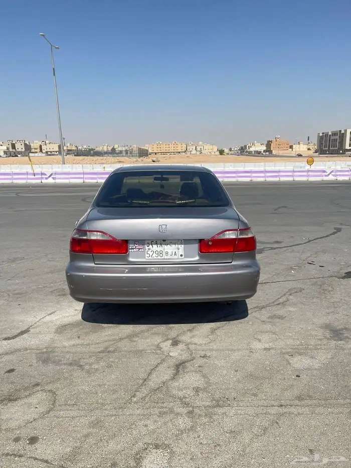 هوندا اكورد 1