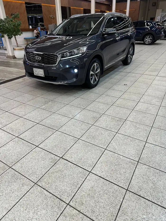 كيا سورنتو 10