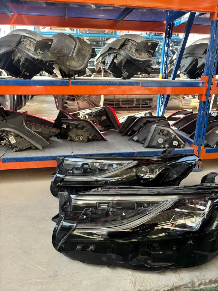 شمعات كامري 2025 يسار 0