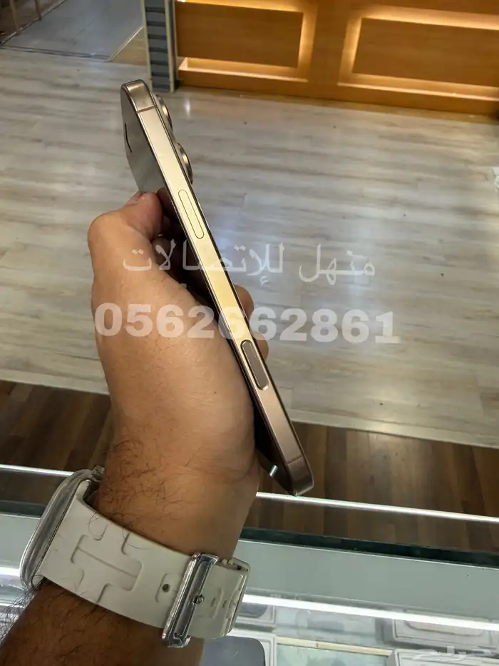 للبيع ايفون 16 برو ماكس 512 مستخدم 2