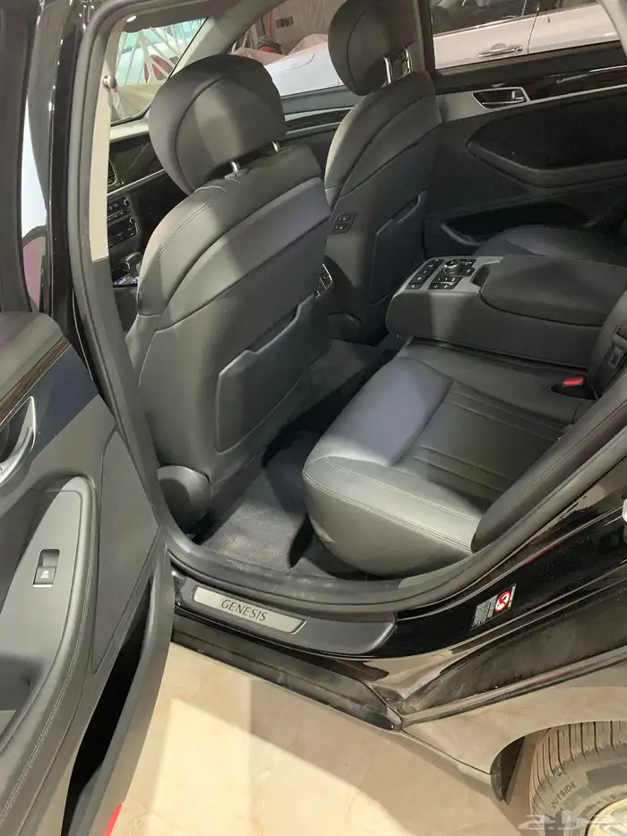 جنسس G80 بنزين 2020 10