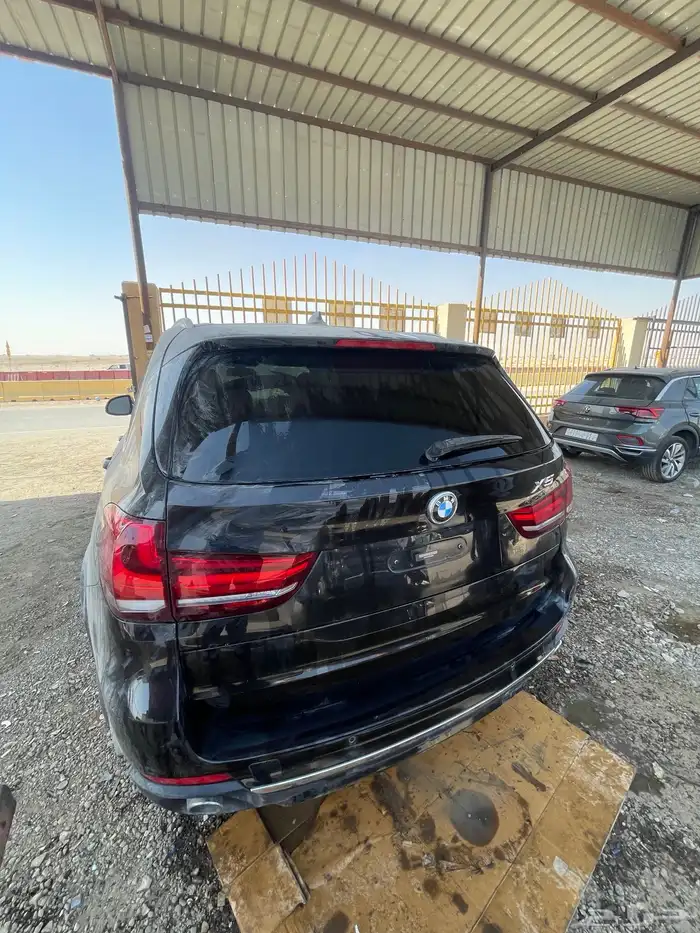 قطع غيار تشليح بي ام X5 bmw 2016 2