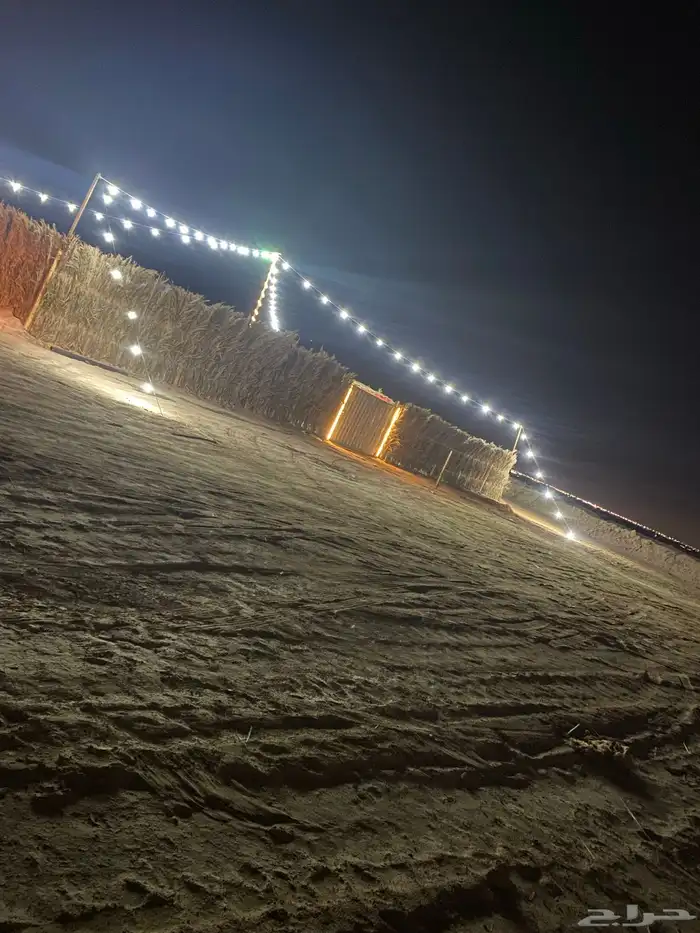 مخي م للأجار 0