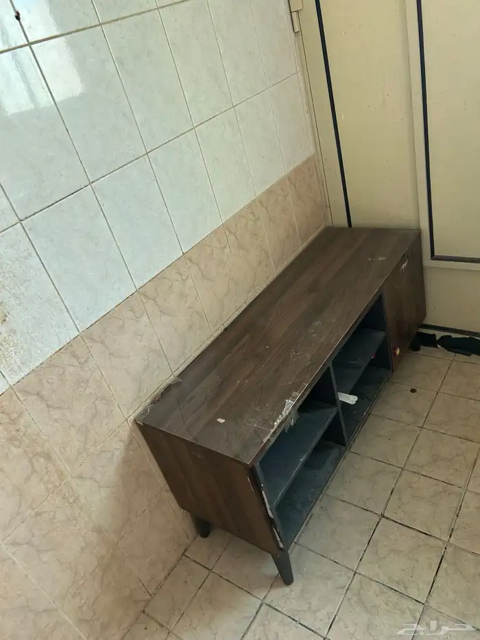 ثلاجه و كنب 0