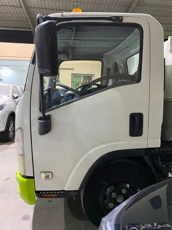 دينا ايسوزو وايت ماء 2017 4