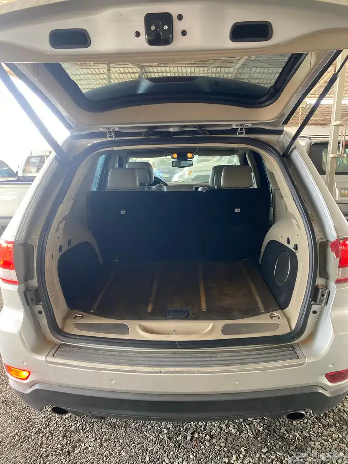 جيب جراند شيروكي 2013 5