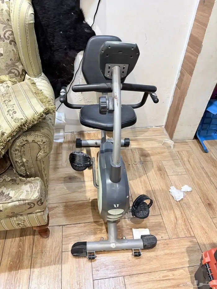 دراجة ثابتة للتمارين الرياضية من نوع  Life Gear . 1