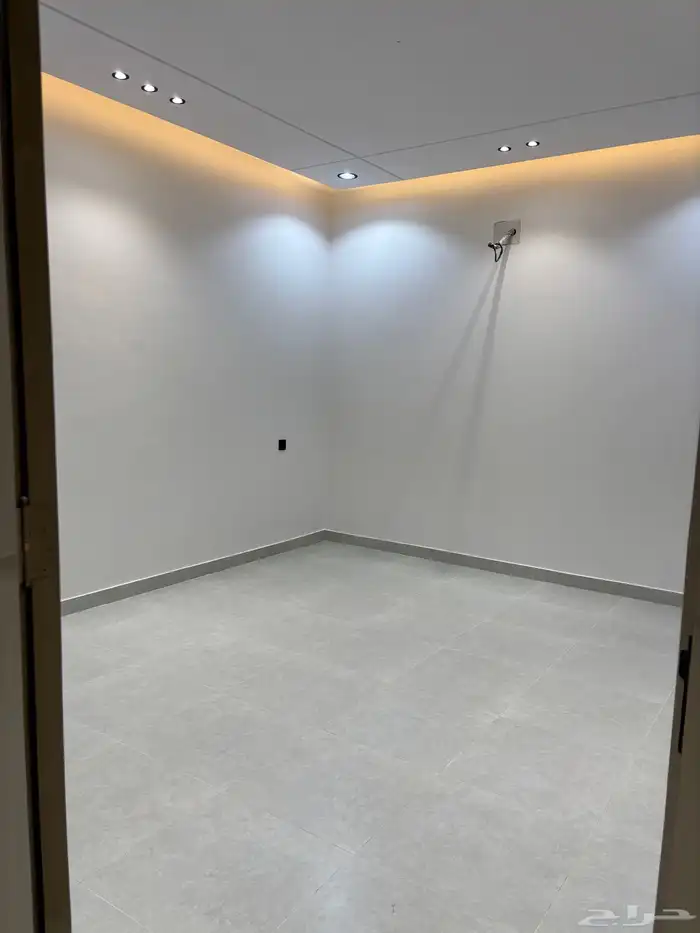 للبيع شقق تمليك ارضي 6 غرف بمدخل سياره ب 500 ألف 41