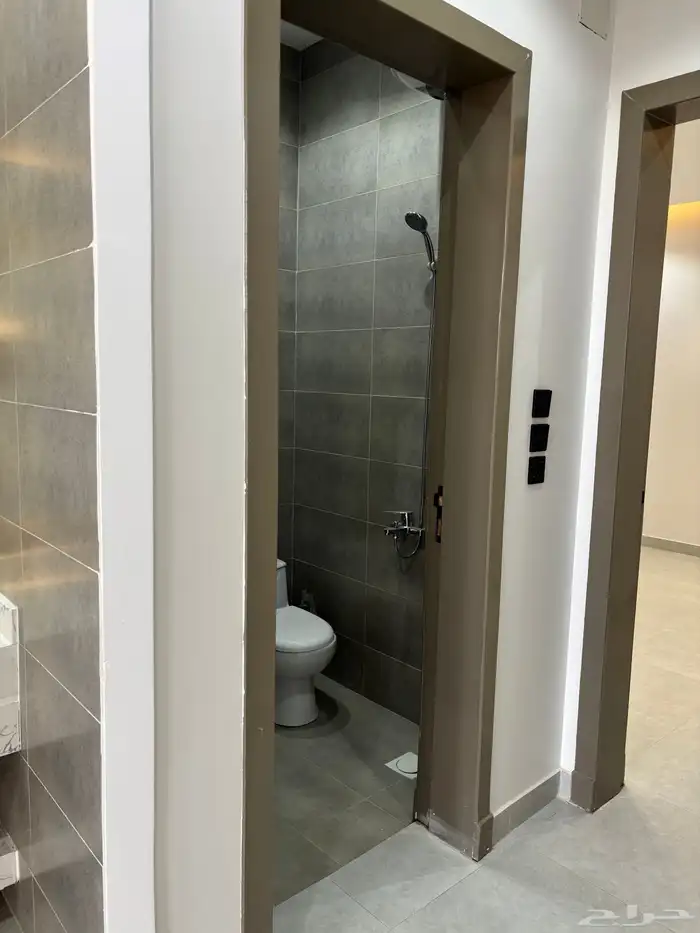 للبيع شقق تمليك ارضي 6 غرف بمدخل سياره ب 500 ألف 9