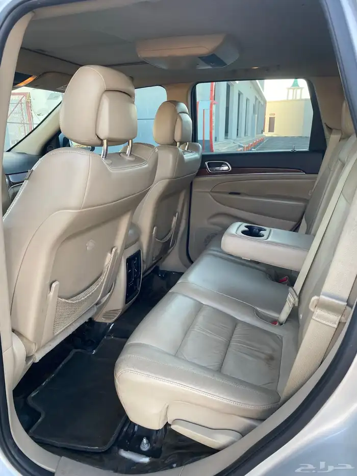 جيب جراند شيروكي 2013 8