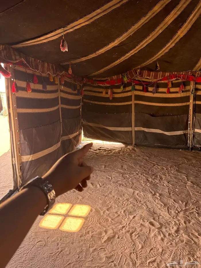 بيت شعر الماني 10  10 فيه شقوق بسيطه ومخيطه 3