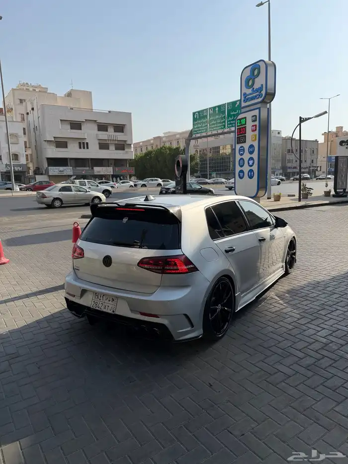 للبيع فولكس واجن قولف Gti موديل2015.. 1