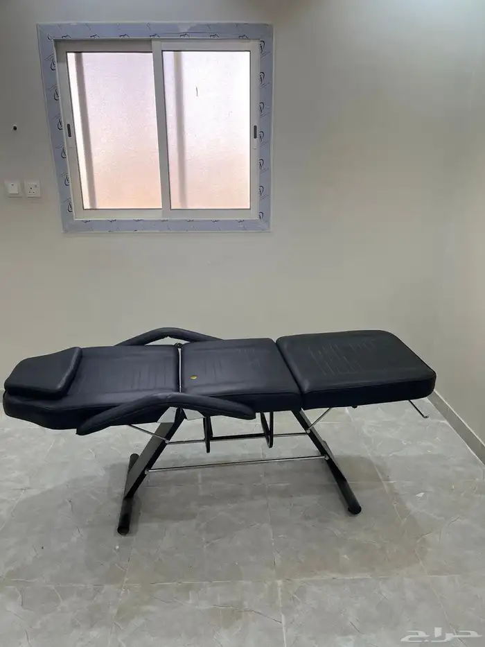 كرسي متعدد الوظائف 1