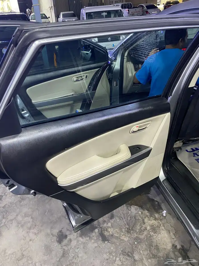 2010 MAZDA CX9 FULL OPTION 6