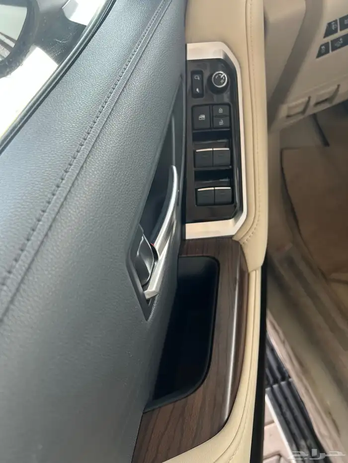 تويوتا لاند كروزر بريمي فل كامل 2025 عرض خاص للبنوك 9