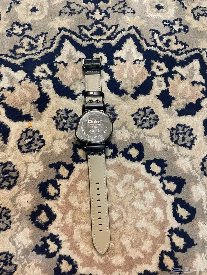 ساعة للبيع 1