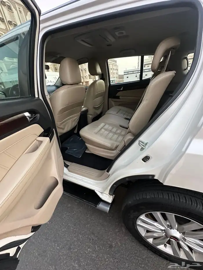 تم البيع. جيب MUX ايسزوز 2020 6