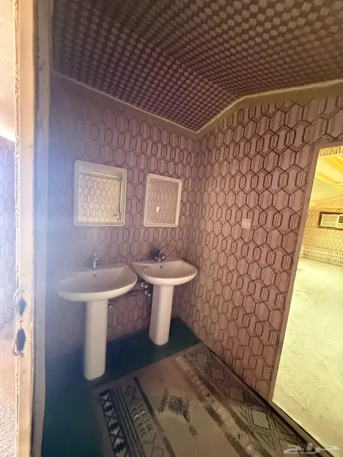للبيع غرفة 13 50 م مستعمله وشبه جديدة 9