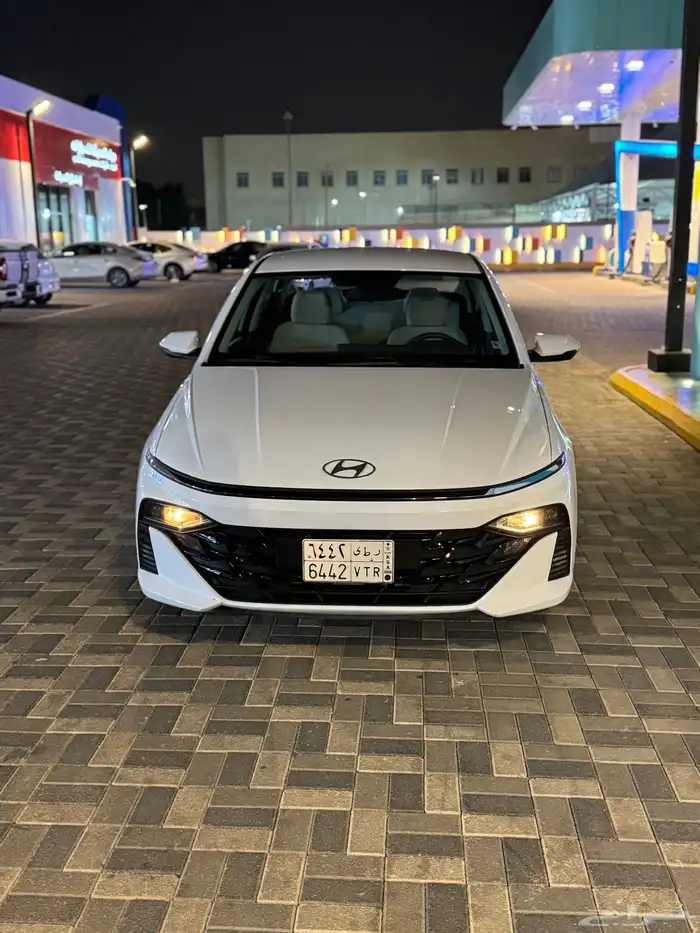 اكسنت موديل   24 0