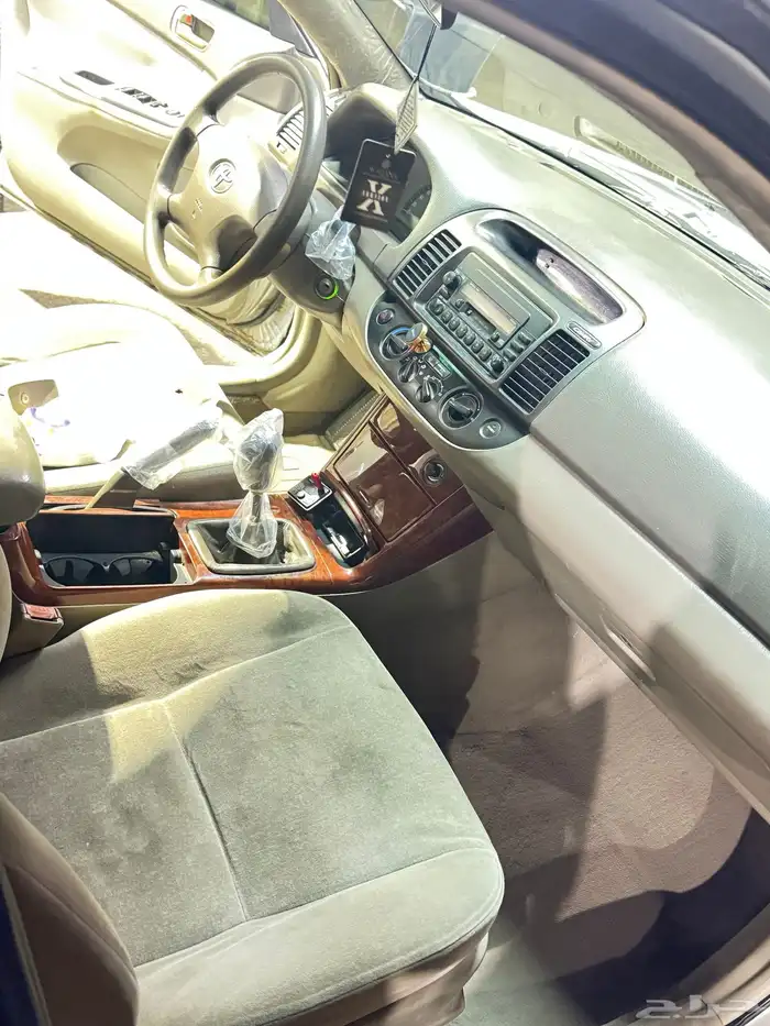 للبيع كامري 2005 3