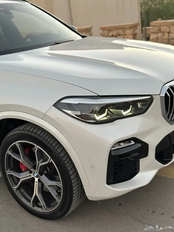 بي ام X5 موديل 2022 بحاله الوكاله ماشي 85 صيانات وكاله 35