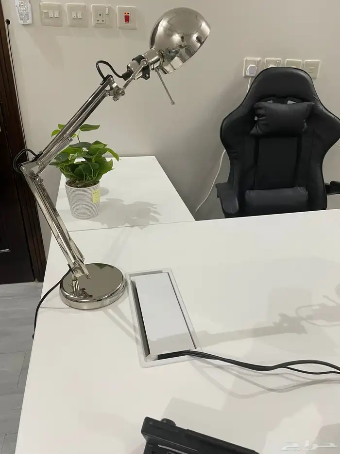 مكتب فاخر للبيع 2