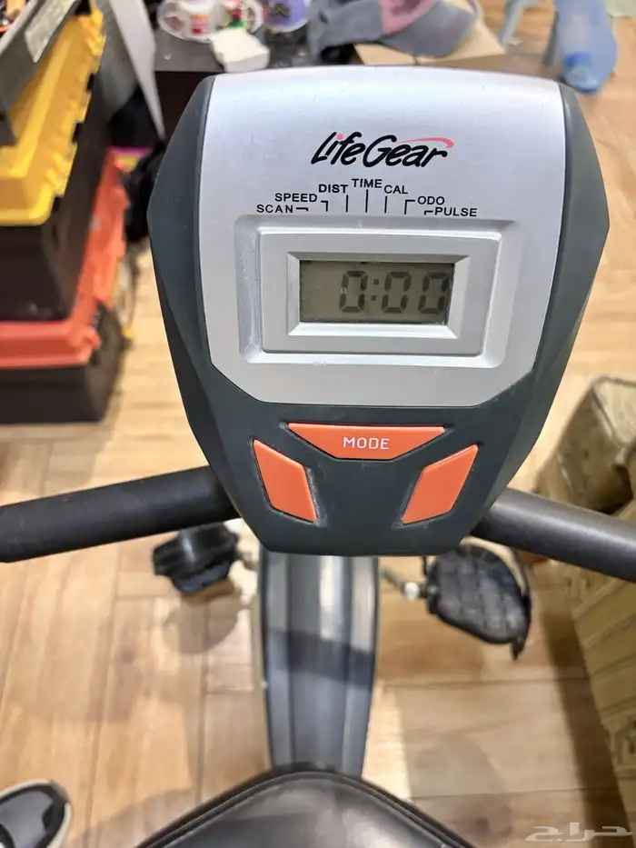 دراجة ثابتة للتمارين الرياضية من نوع  Life Gear . 0
