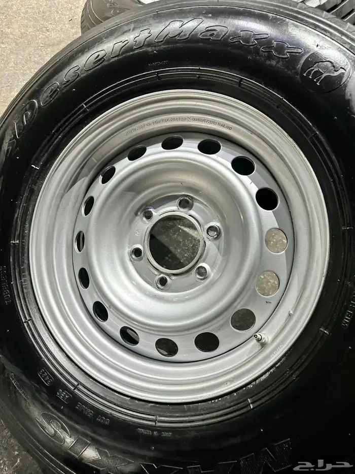 جنوط هلل اصلي جيب لاند كروزر مع كفرات بالون 900.17ت23 2