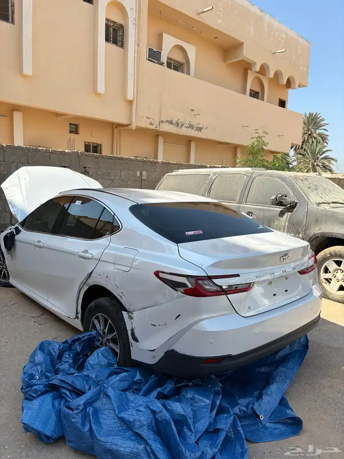 كامري 2025 فئه E مصدوم 1