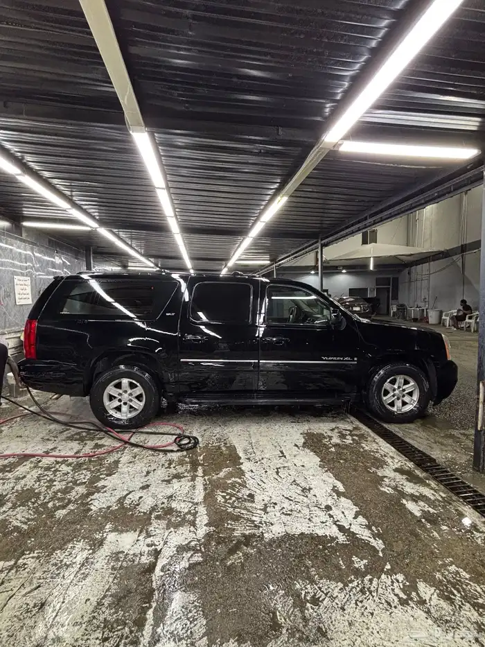 يوكن XL 2007 slt اسود بودي ومحركات بلده 8