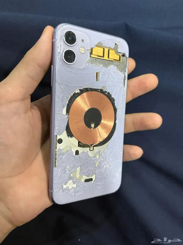 آيفون 11 وهواوي 2