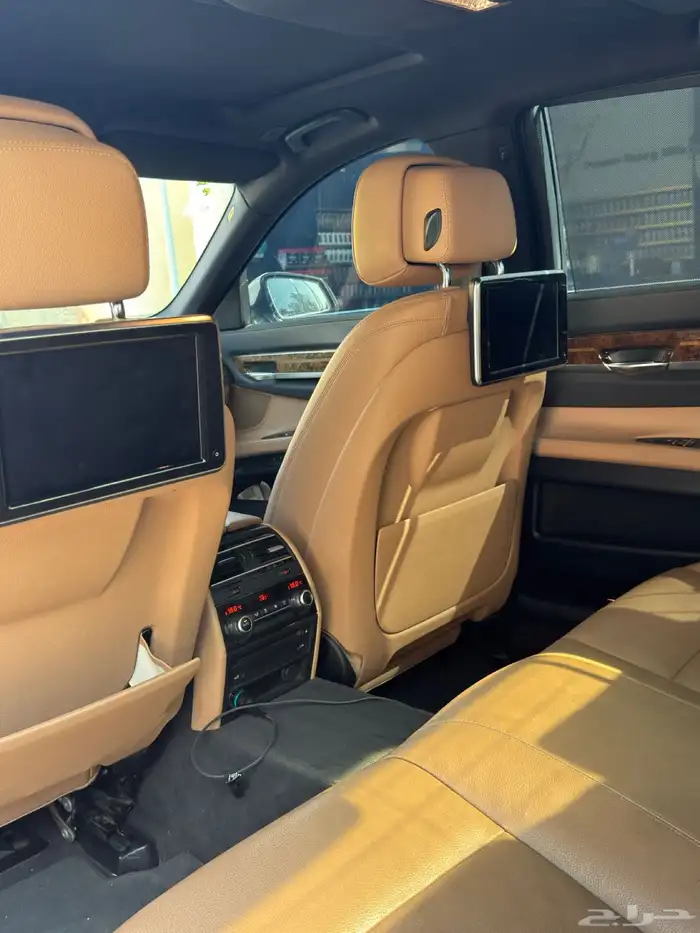 بي ام دبليو BMW 740Li 10