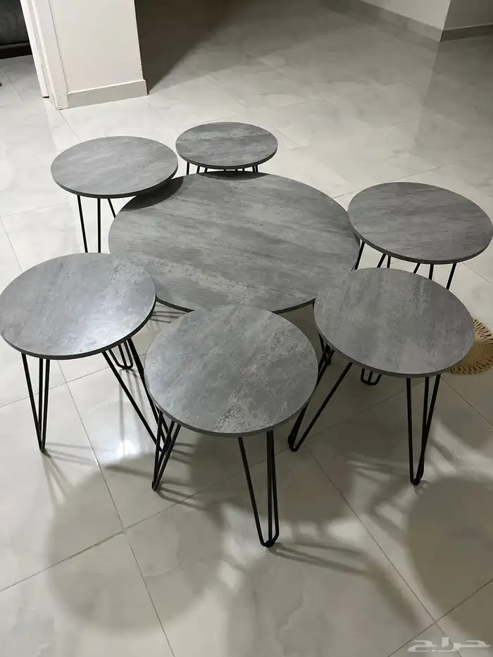 طاوله مع خدمه 0