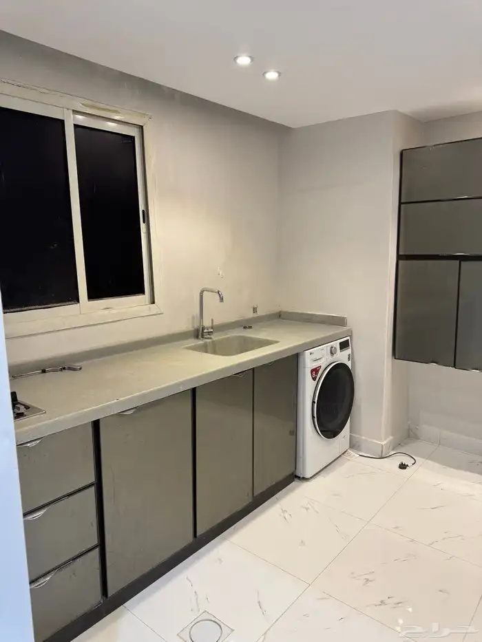 شقه موثثه للايجار. يومي شهري 6