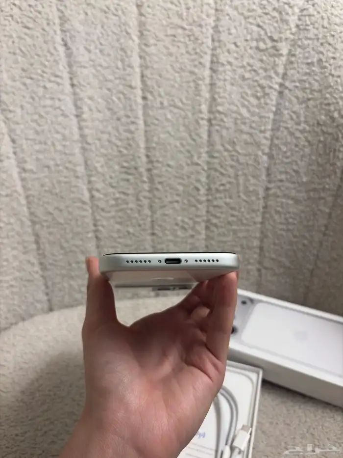 ايفون 17 جوال ايفون جوال ايفون 17 بروماكس 4