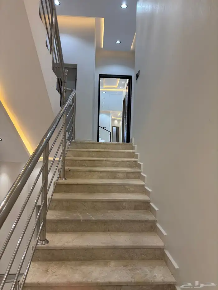 للبيع شقق تمليك ارضي 6 غرف بمدخل سياره ب 500 ألف 27