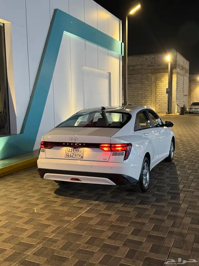 اكسنت موديل   24 2