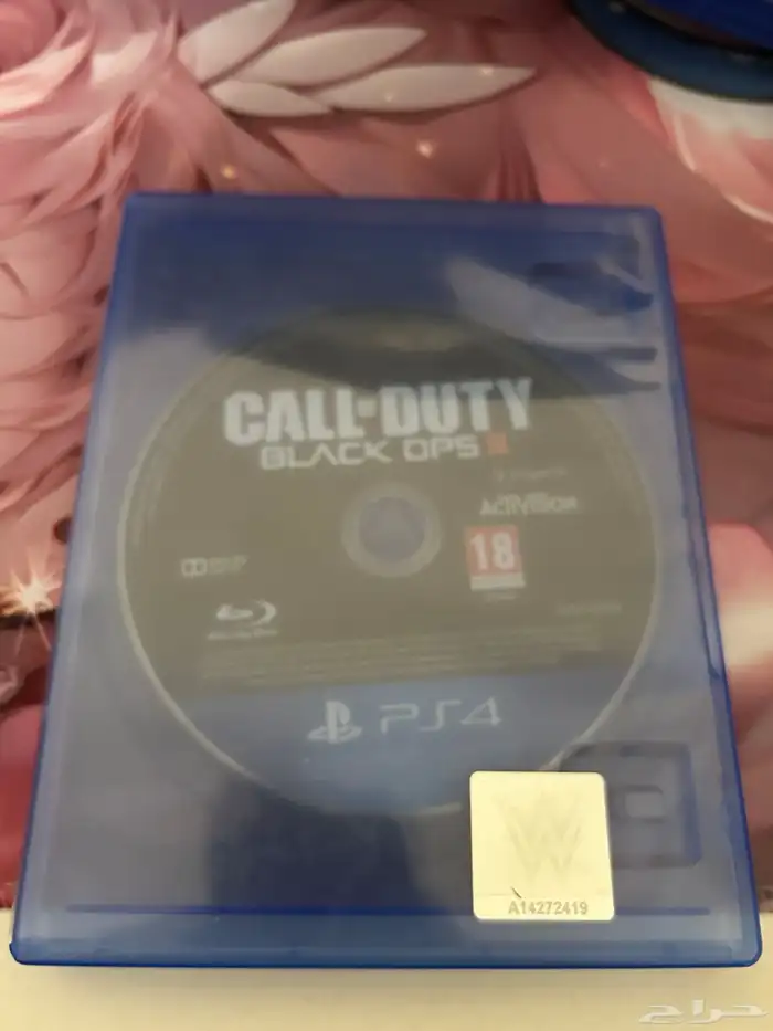 شريط call of duty وشريط the last of us لم تستعمل كثيرا 0