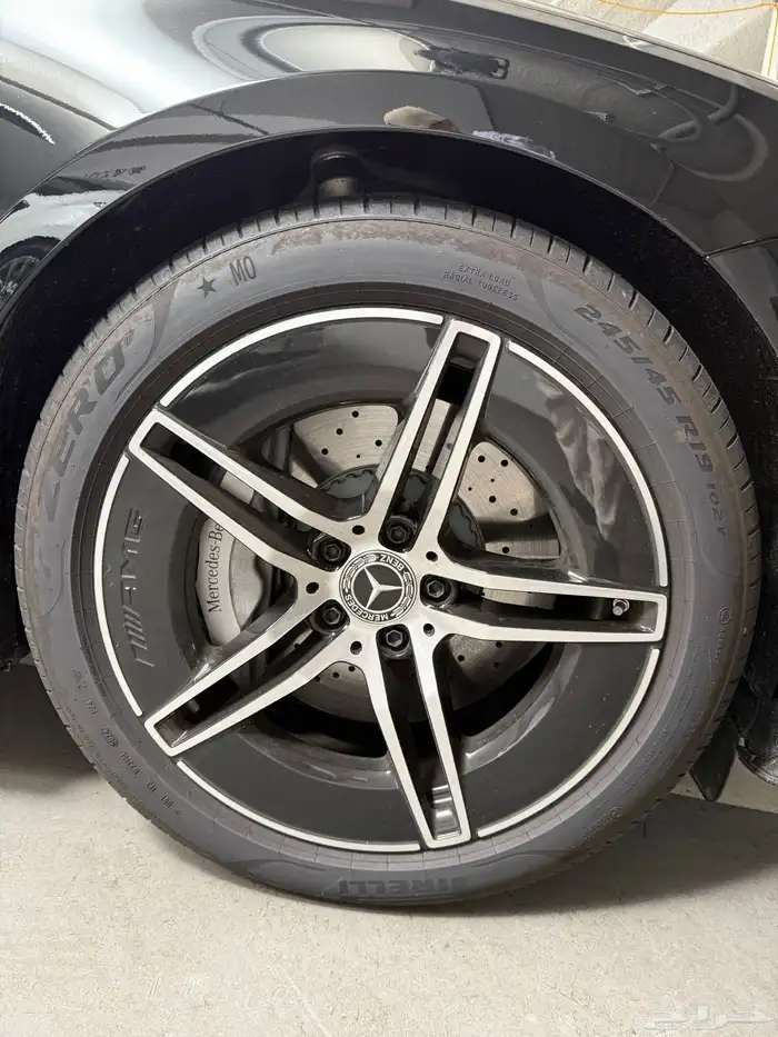 Mercedes   E300 AMG Line   2025 37