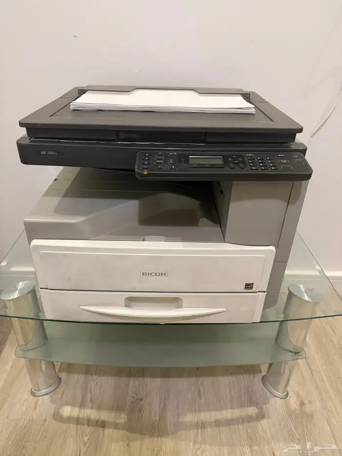 طابعة شبه جديدة 1