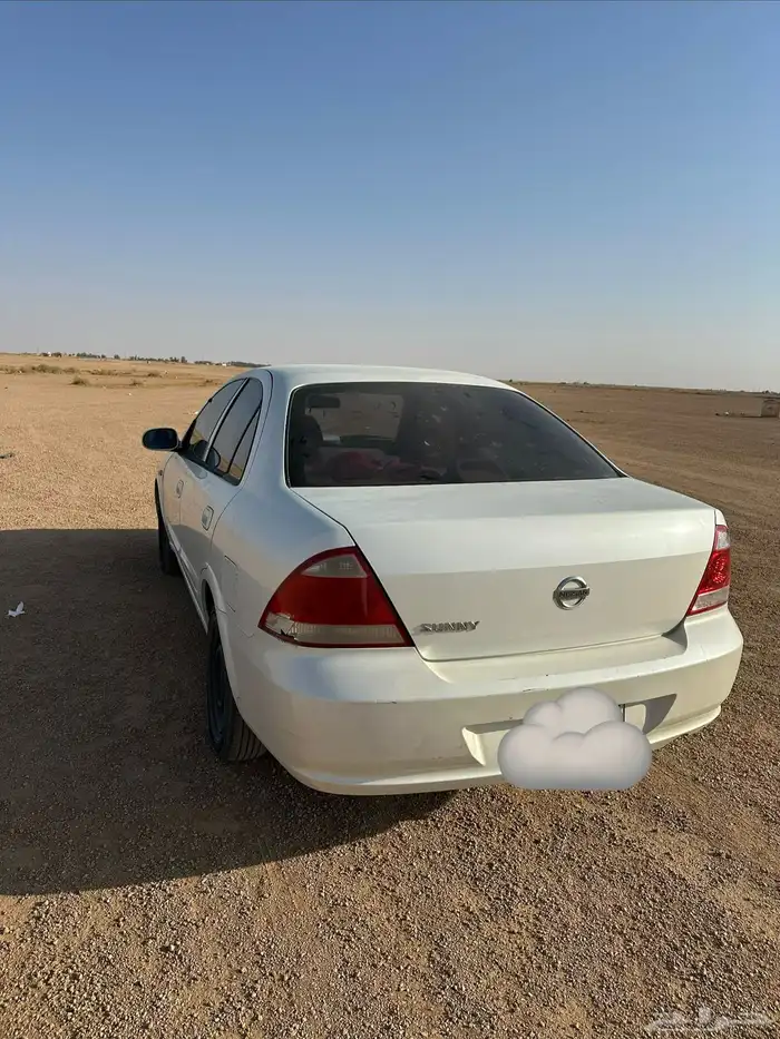 للبيع صني موديل 2012 الممشى موضح بالصورة مقابل لزيادة ح 1
