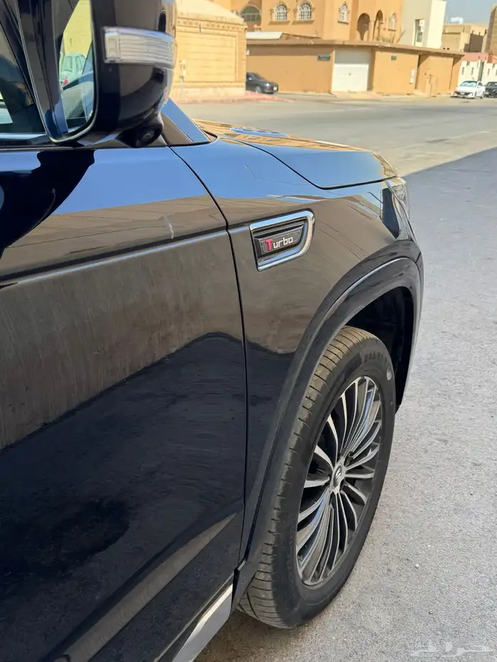 للبيع شانجان CS95 موديل 2202 9