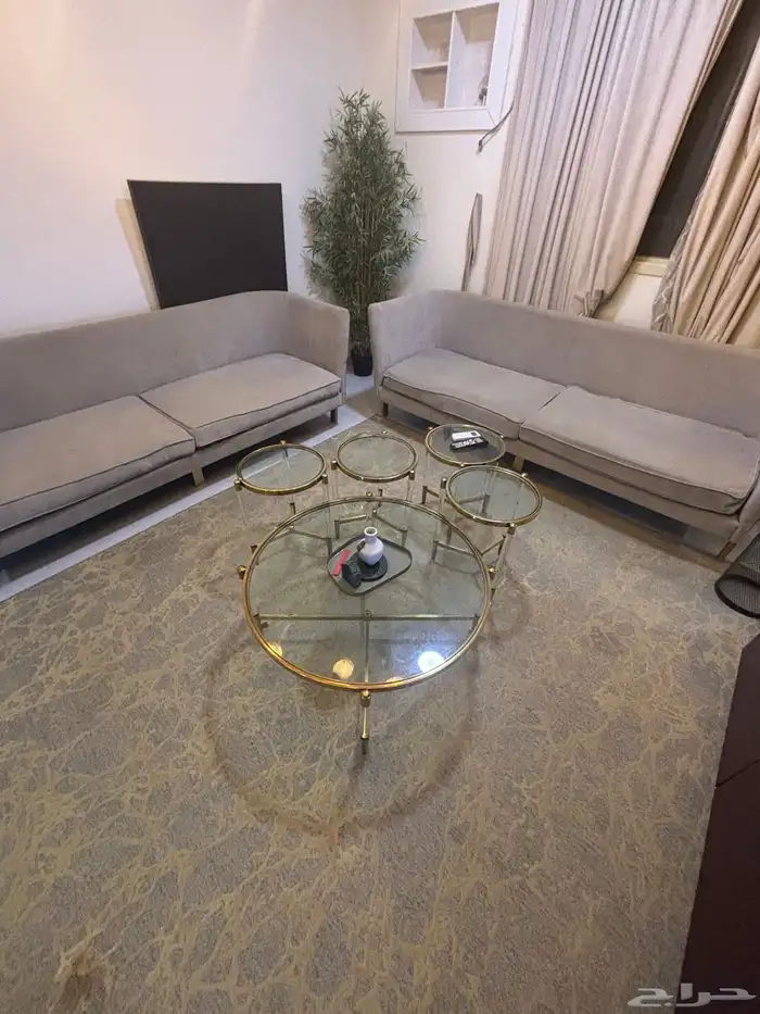 كنب مستخدم للبيع نظيف 1