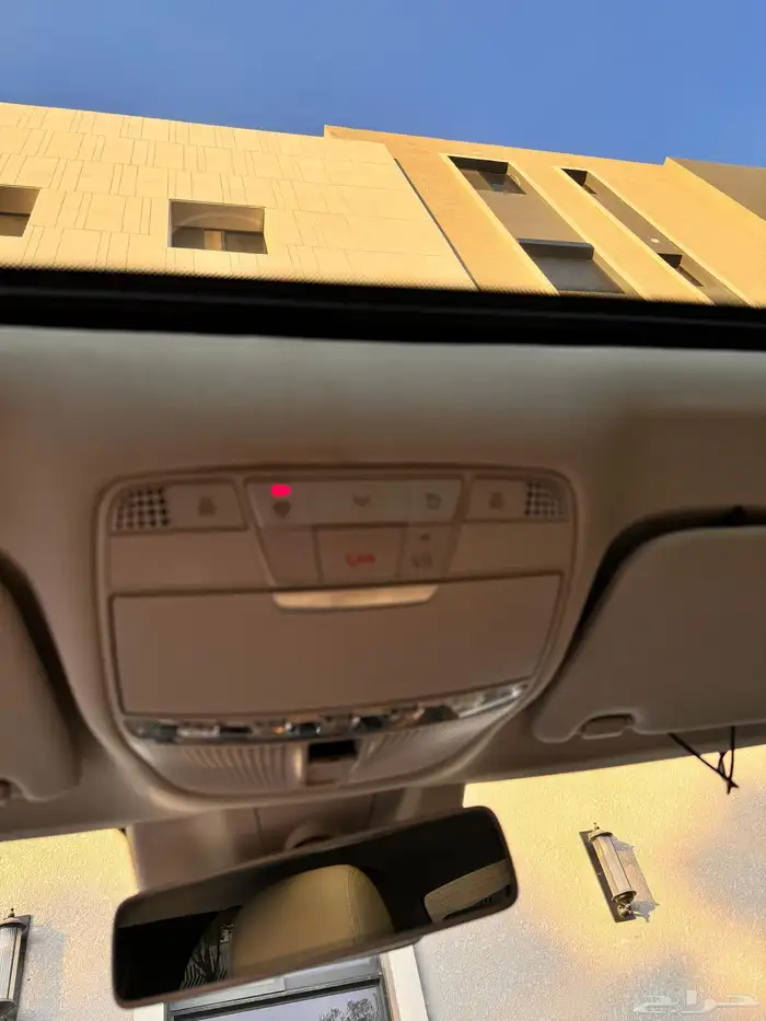 مرسيدس 2020 فل كامل بحالة الوكالة 50